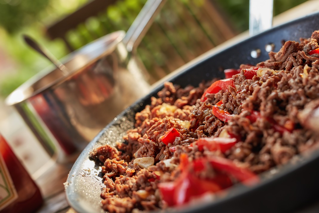 One-Pan Ground Beef Delight: A Quick & Easy Dinner!